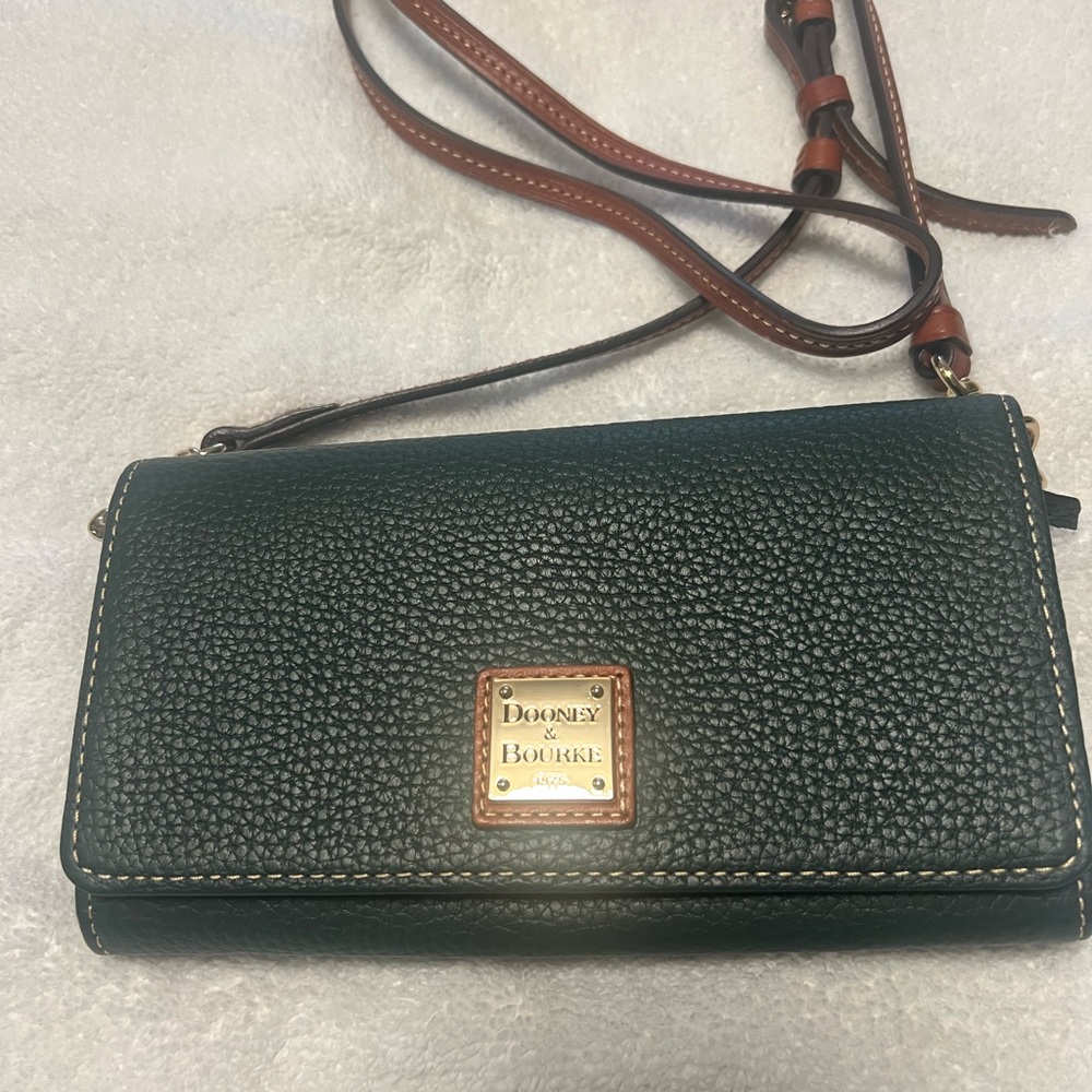 Dooney & Bourke Green Pebble Leather Crossbody Wallet